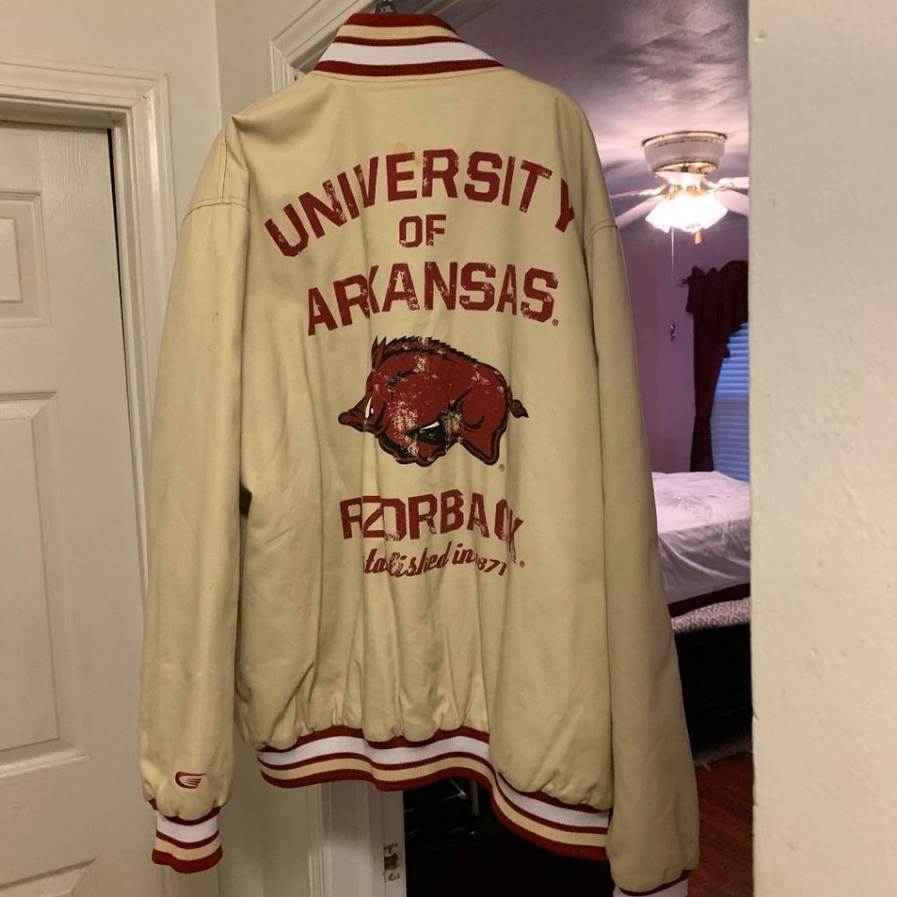 Razorback! - image 1